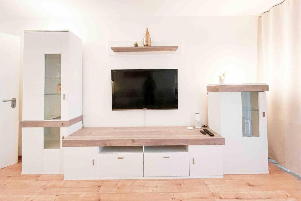 Luxury Home Cinema 2R Apt + Balcony / 65M² Leipzig Buitenkant foto