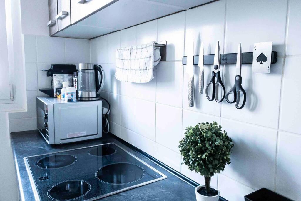 Luxury Home Cinema 2R Apt + Balcony / 65M² Leipzig Buitenkant foto